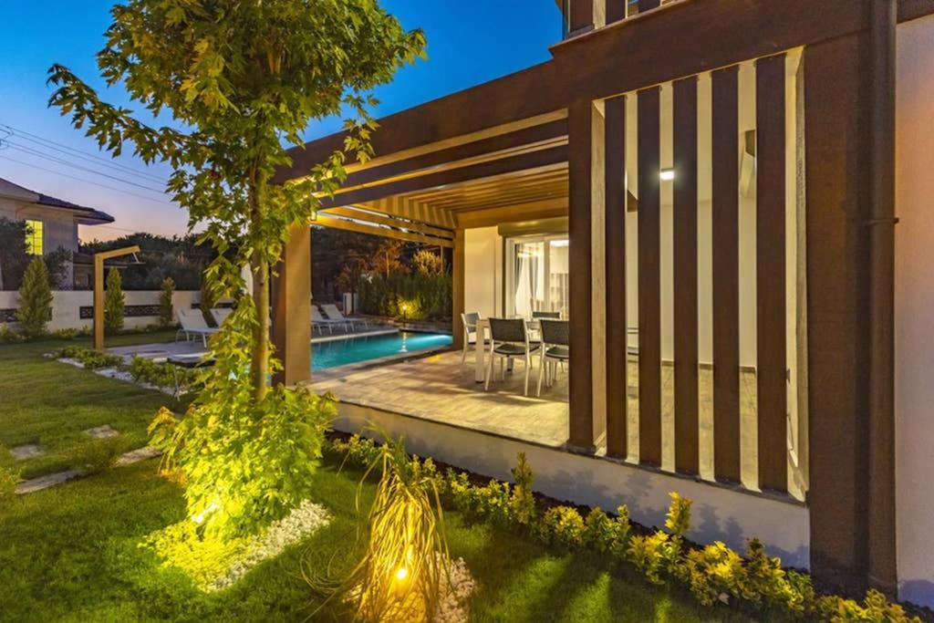Bella- 4 Bedroom Holiday Villa In Oludeniz เฟทิเย ภายนอก รูปภาพ
