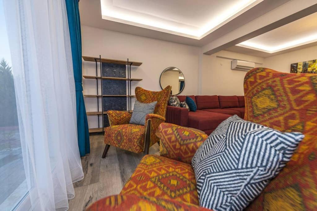 Bella- 4 Bedroom Holiday Villa In Oludeniz เฟทิเย ภายนอก รูปภาพ