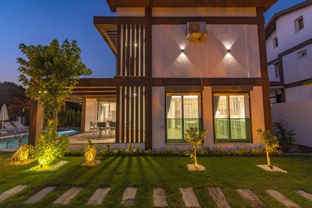 Bella- 4 Bedroom Holiday Villa In Oludeniz เฟทิเย ภายนอก รูปภาพ