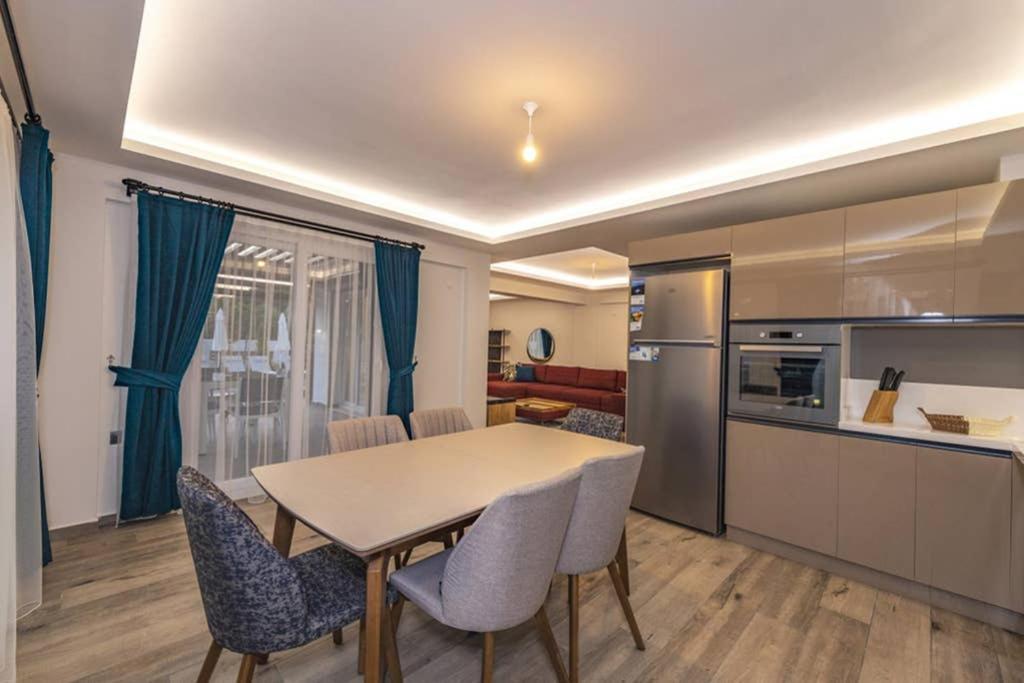 Bella- 4 Bedroom Holiday Villa In Oludeniz เฟทิเย ภายนอก รูปภาพ