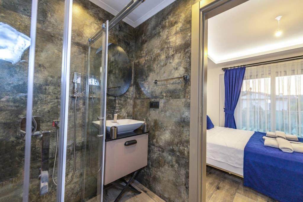 Bella- 4 Bedroom Holiday Villa In Oludeniz เฟทิเย ภายนอก รูปภาพ